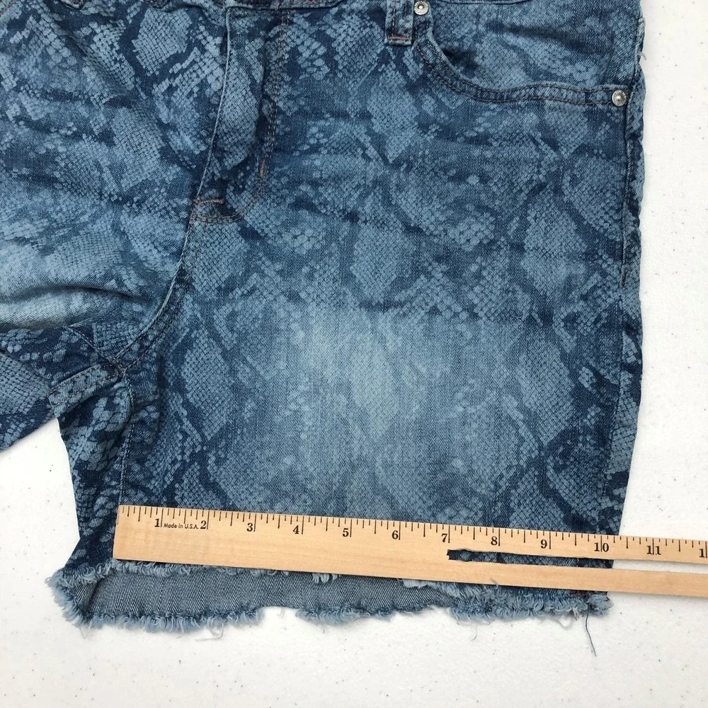 Seven7 Shorts Womens 12 Blue Weekend Short Python Indigo Snake Print Denim Norm